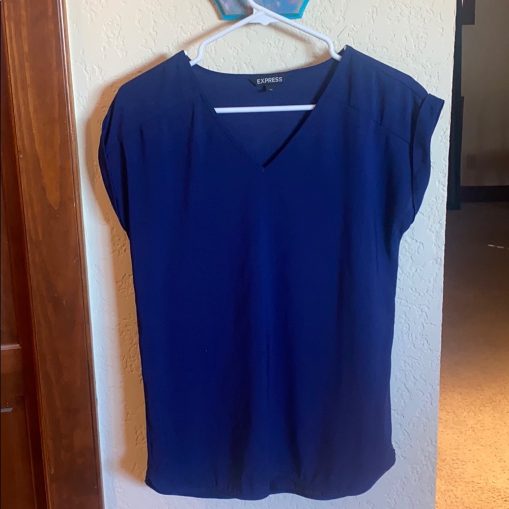Express v-neck short sleeve blouse